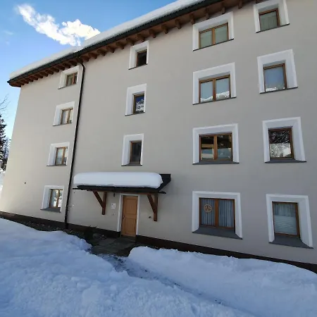 Apartment Chesa Suls Ers Pontresina